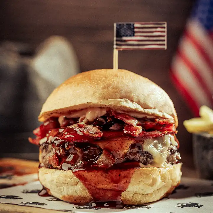 Coffee Club Burger