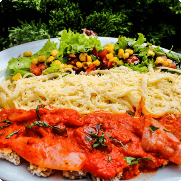 Jueves. Milanesa De Pollo Mediterranea