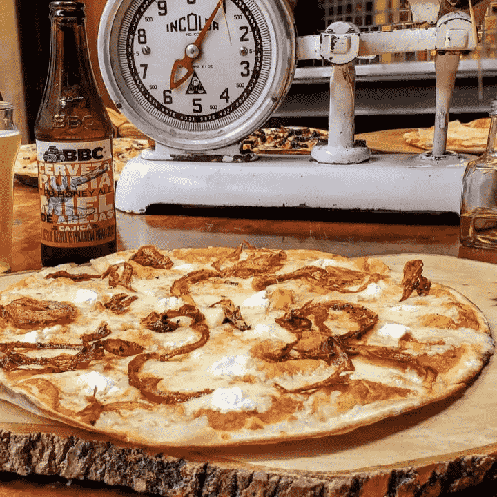 1/2 Pizza De La Cabra