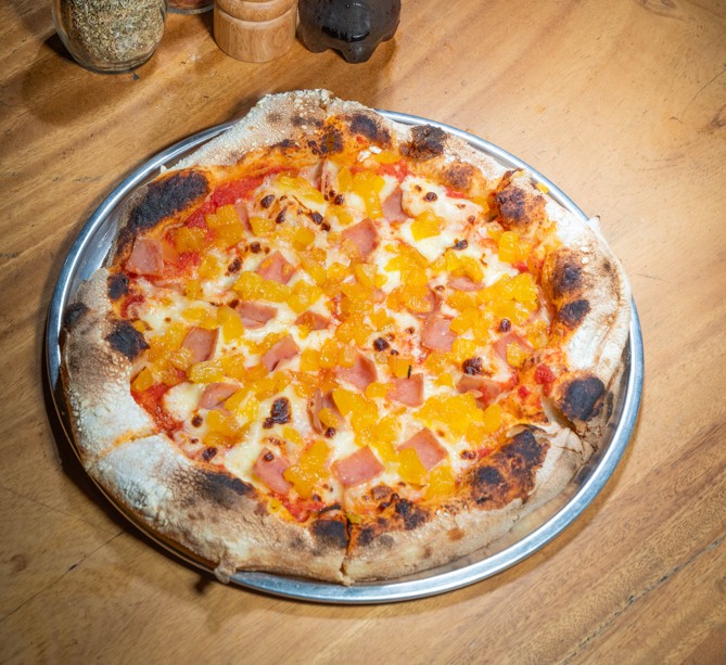 1/2 Pizza Hawaiana