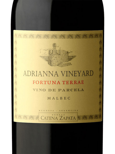 Botella de Adrianna Vineyard Fortuna Terrae Malbec 2020 de Catena Zapata