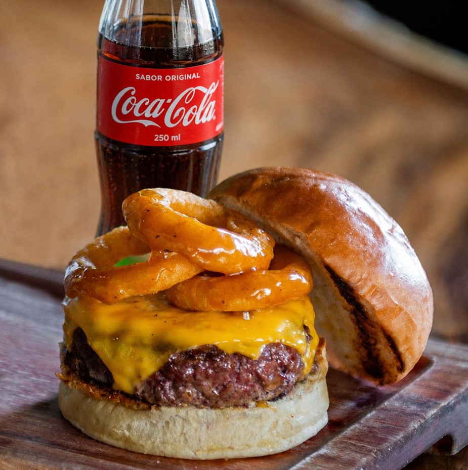 La Gringa Burger + Bebida